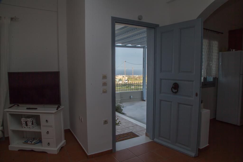 Villa Aelia Santorini Vóthon 部屋 写真